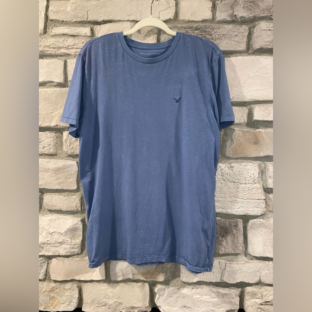 American Eagle Tshirt- M